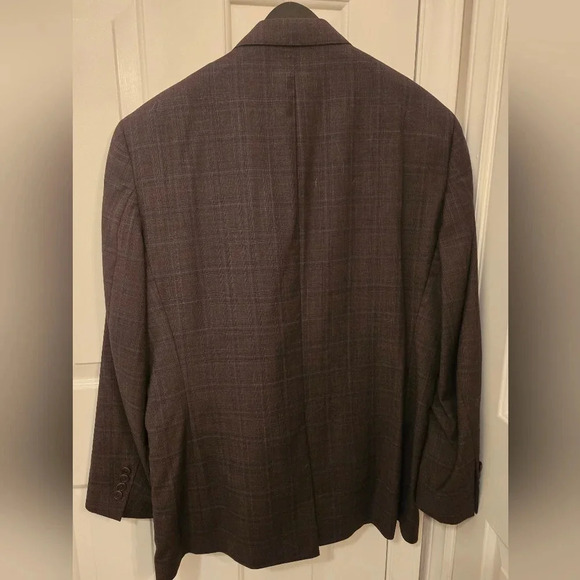 Jos. A. Bank suit - Picture 2 of 4